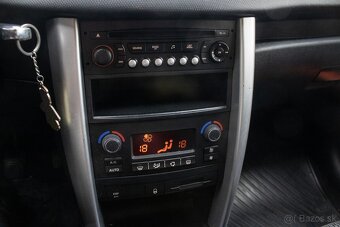 Peugeot 207 SW 1.4 16V Active - 14