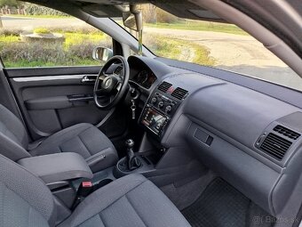 Predám Volkswagen Touran 7 MIESTNE - 14