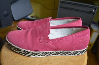 predam takmer nove topanky GEOX - 14