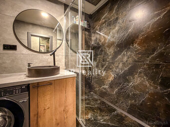 Zariadený luxusný 3-izbový byt po kompletnej rekonštrukcii - 14