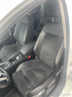 Volkswagen Passat - 14
