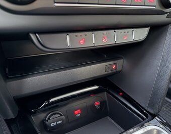 Kia XCeed 1.5 T-GDi Platinum / NOVÉ VOZIDLO / - 14