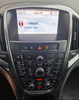 Opel Astra 1.7 CDTI 130K Active/Drive SR 1majiteľ Servisná h - 14