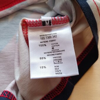 Rare moncler tričko s potlačou s prímesou hodvábu M - 14