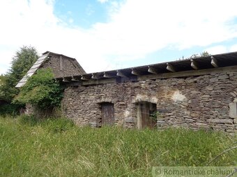 VÝRAZNE ZNÍŽENÁ CENA - Pôvodné gazdovstvo v peknom prostre - 14