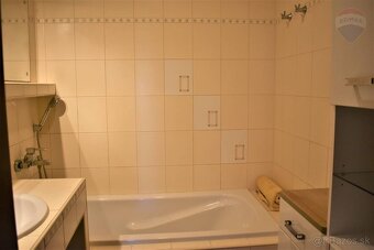 Prenájom 3 izbový byt Nitra Baničova - 14