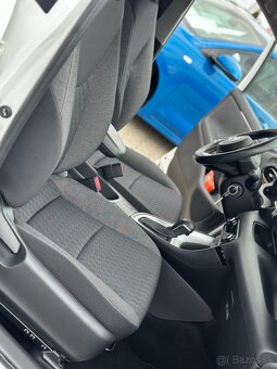 Toyota Yaris Hybrid 1.5 VVT-i Style 30 tisic km - 14