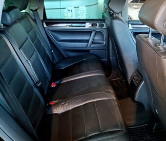 Volkswagen Touareg 2.5TDi RS Automat - 14