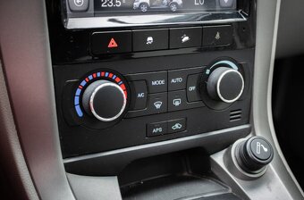 Chevrolet Captiva - 14