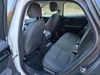 Jaguar F-Pace 2.0 d,4x4,69000km,automat - 14