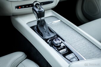 Volvo XC60 T6 Inscription 228kw 4x4 2018 / možný odpočet DPH - 14