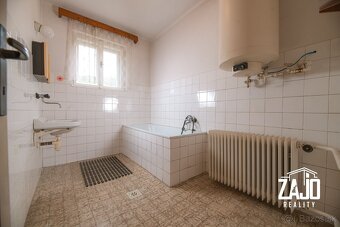RD KOSTOLNÁ-ZÁRIEČIE V CENE BYTU I VÝBORNÁ LOKALITA - 14