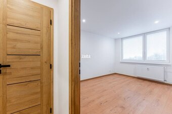 Nad Jazerom - 3 izb. byt ul. POLUDNÍKOVÁ, 71 m2 + loggia. No - 14