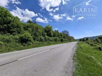 Slnečný rekreačný pozemok 5140 m2 s mobilným domom Tisovník - 14