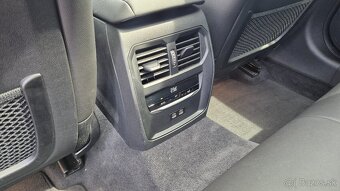 BMW rad 3 Touring 320d mHEV Touring xDrive A/T facelift - 14