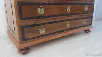 Zreštaurovaná starožitný provinčný sekretár - 14
