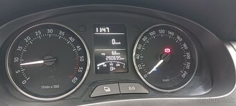 Predám Škoda Rapid 1.6 TDi 77kW - 14