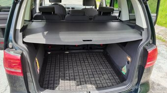 Predám volkswagen touran 2,0 TDI - 14
