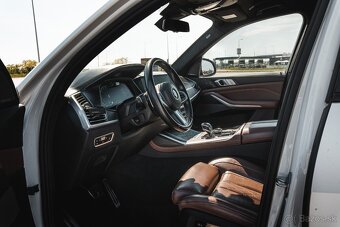 BMW X7 40d xDrive, INDIVIDUAL Slovenské vozidlo - 14