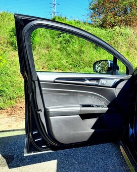 Predám  Ford Mondeo Combi 2.0 TDCi EcoBlue ST-Line A/T - 14