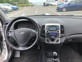 Hyundai i30 1.4 CVVT Comfort - 14