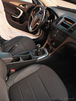 Opel Insignia - 14