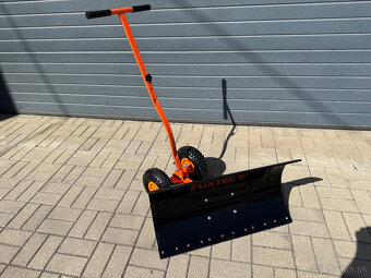 Pluhová lopata na sneh na kolesách značky FUXTEC - 14