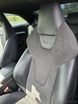 Rs5 r.v.2015 331kw V8 4.2fsi najeto 125tis servisovana - 14