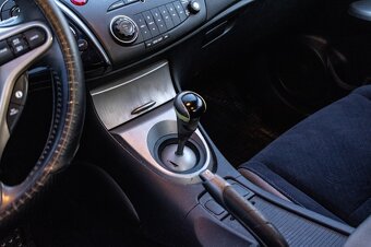 Honda Civic 1.8 103kW VTEC Sport - 14