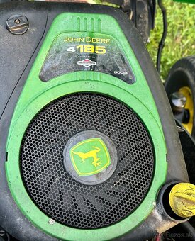John Deere X125 traktorová kosačka - 14