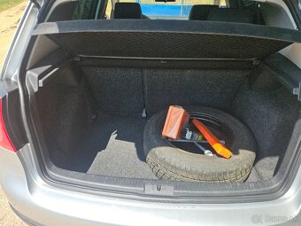 VOLKSWAGEN GOLF 5 1.4 16V 55kw - 14