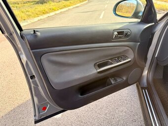 Volkswagen Passat Variant 1.9 TDI B5.5 - 14