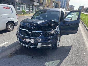 Predám havarovanú Skoda yeti 2.0 4x4 - 14