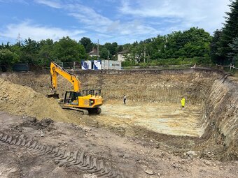 bager JCB 4CX, zemné výkopové a búracie práce, prípojky - 14