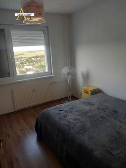Na predaj 4-izbový zrekonštruovaný byt vo Veľkom Krtíší - 14