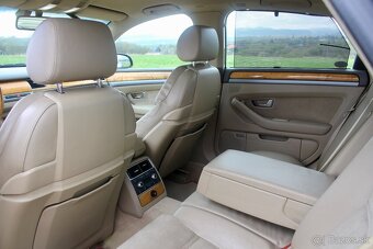 Audi A8 D3 4.2MPI 246kw 334k W12 paket - 14