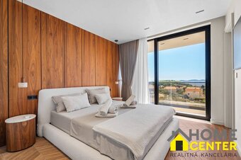 NA PREDAJ mediteránska vila s pôsobivým 360° výhľadom na mor - 14