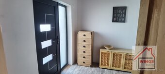 Rodinný dom s dvoma bytovými jednotkami Váhovce - 14