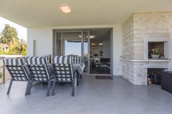 Chorvatsko Istra Umag - duplex vila primo u more i plaze - 14