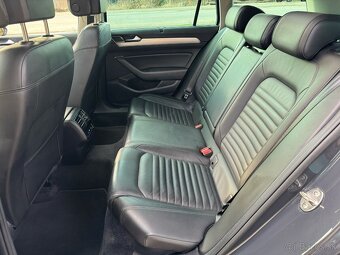 Volkswagen Passat Variant 2.0 TDI BMT Business Highline - 14