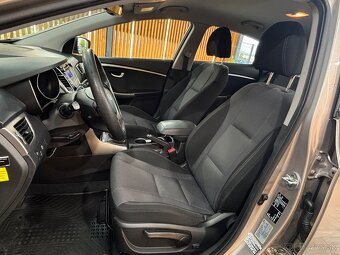 Hyundai i30 1.6 CRDi DOHC 16V Fleet - 14