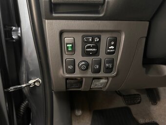 Toyota Hilux 3.0 A/T 2014 - 14