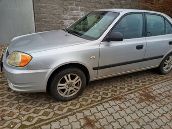 Predám Hyundai Accent - 14