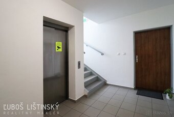 Luxusný 2 izbový byt s balkónom, vlastným kúrením a parkova - 14