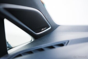 VW GOLF R - 14