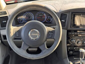 Jeep Grand Cherokee SRT 6.1 HEMI - 14