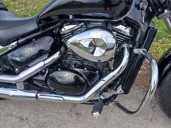 Suzuki M800 Intruder - 14