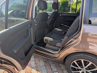 Volkswagen Touran 1.6 TDI Comfortline - 14