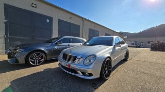 Mercedes E55 Kompresor - 14