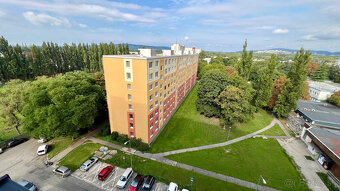 PREDAJ ATRAKTÍVNEHO 3-IZB. BYTU S LOGGIOU V PROSTREDÍ PLNOM - 14